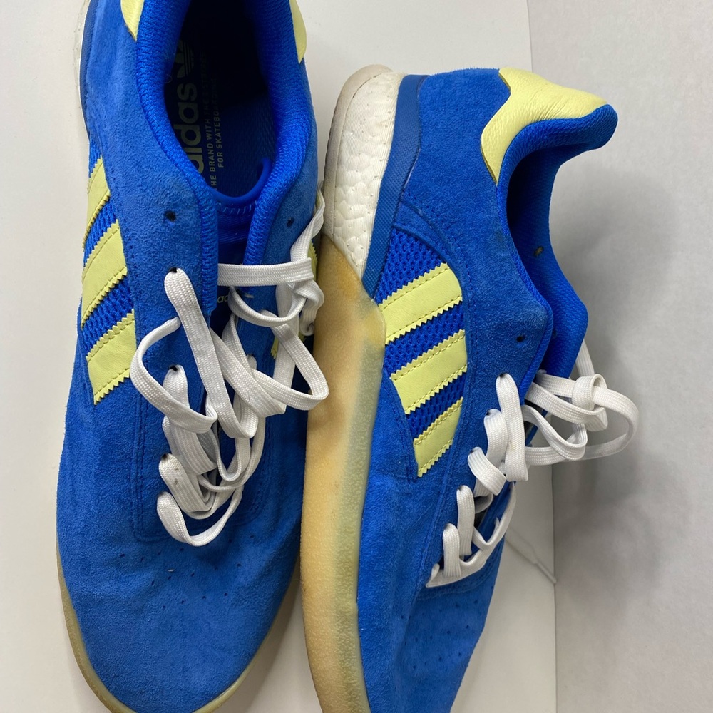 adidas Men's Blue and Yellow Sneakers - Picture 3 of 4